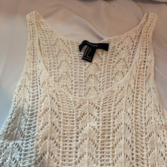 see through yarn top - Picture 3 of 3